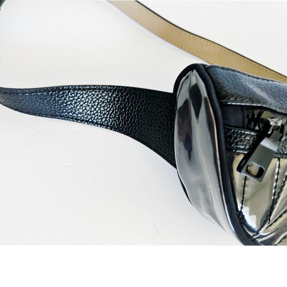 Steve Madden Small Black Funny Bag - Picture 9 of 11